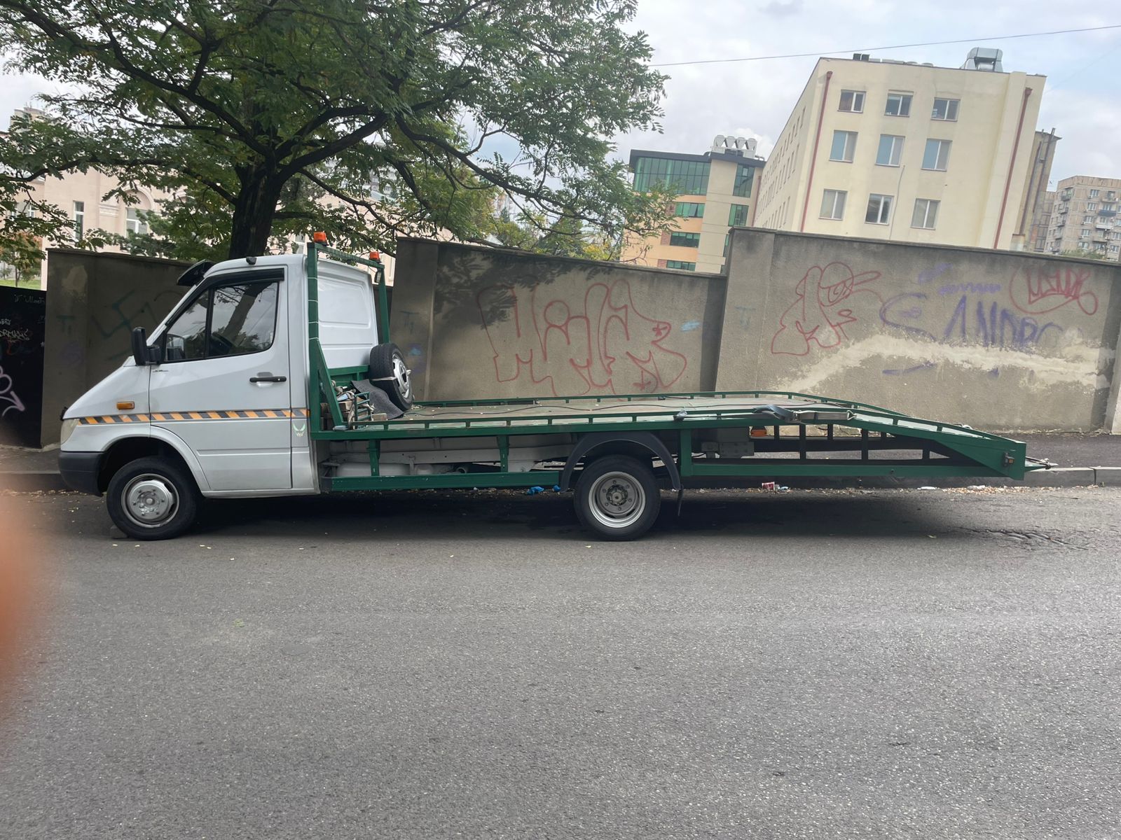 car 4